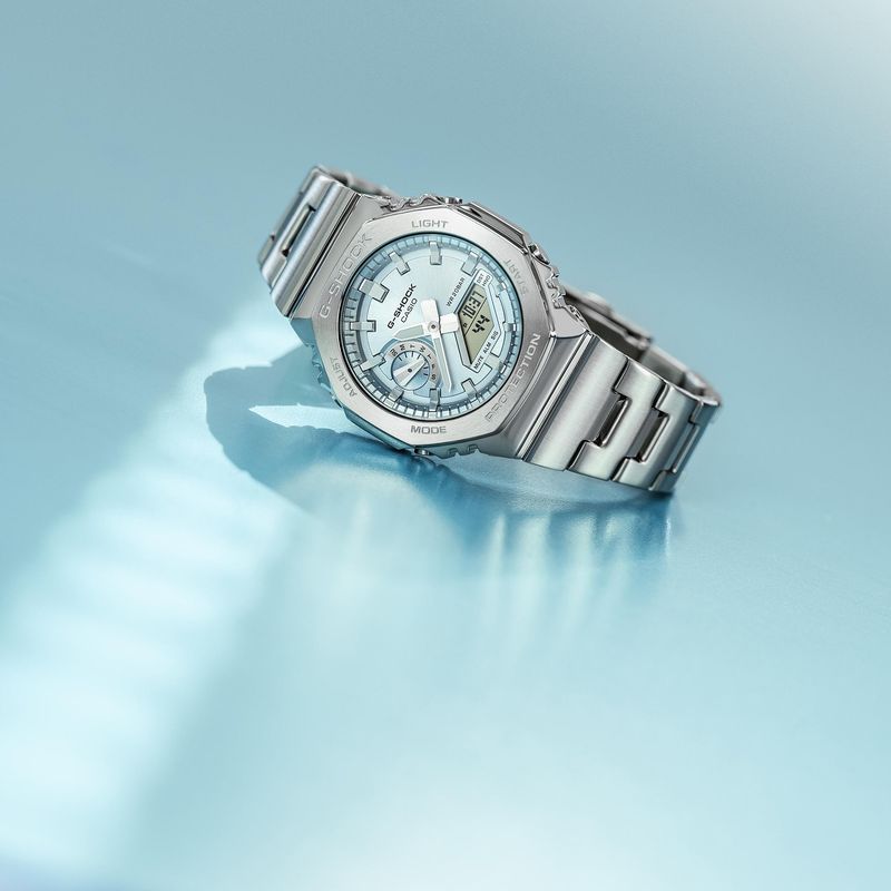 CASIO G-SHOCK GM-2110D-2AER