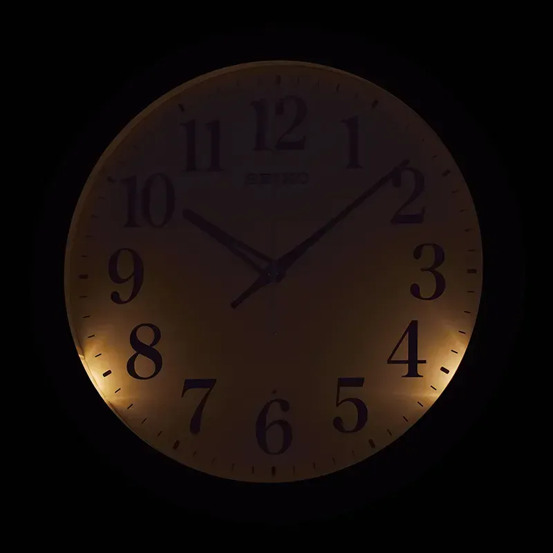 SEIKO WALL CLOCK Ø33X4CM AUTO LIGHT (HI/LO)